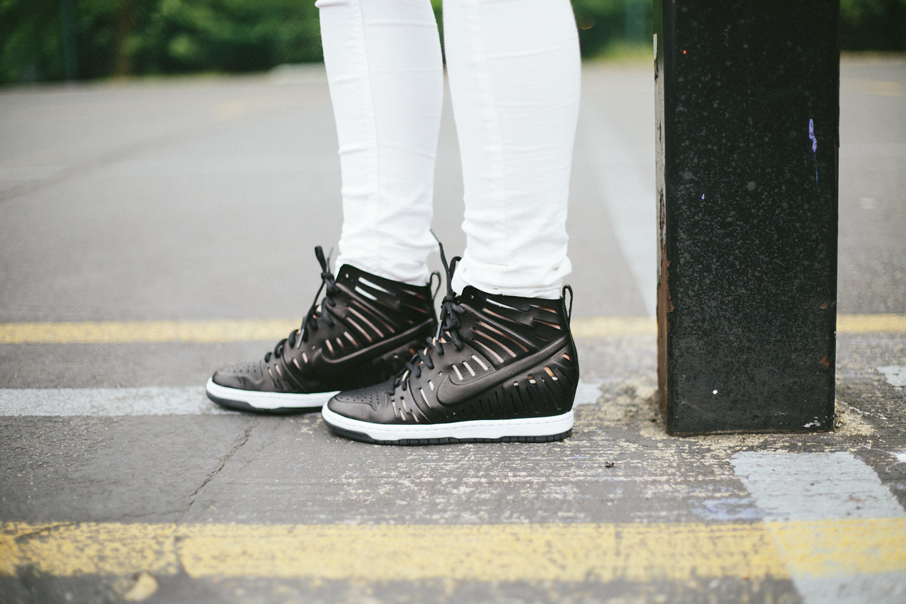 Nike sky high deals jolie dunks