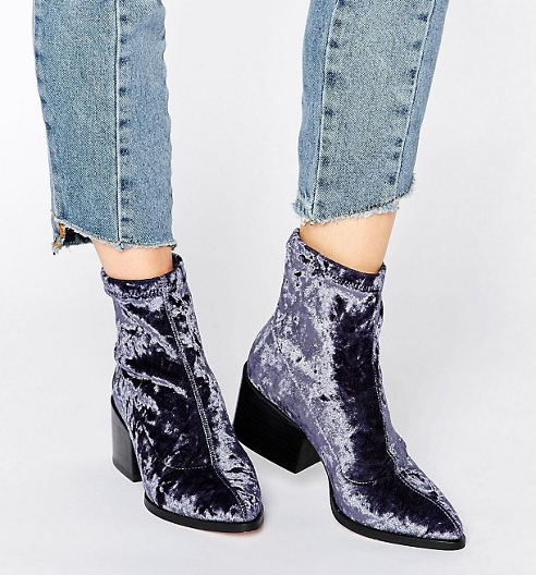 Crushed velvet bootie