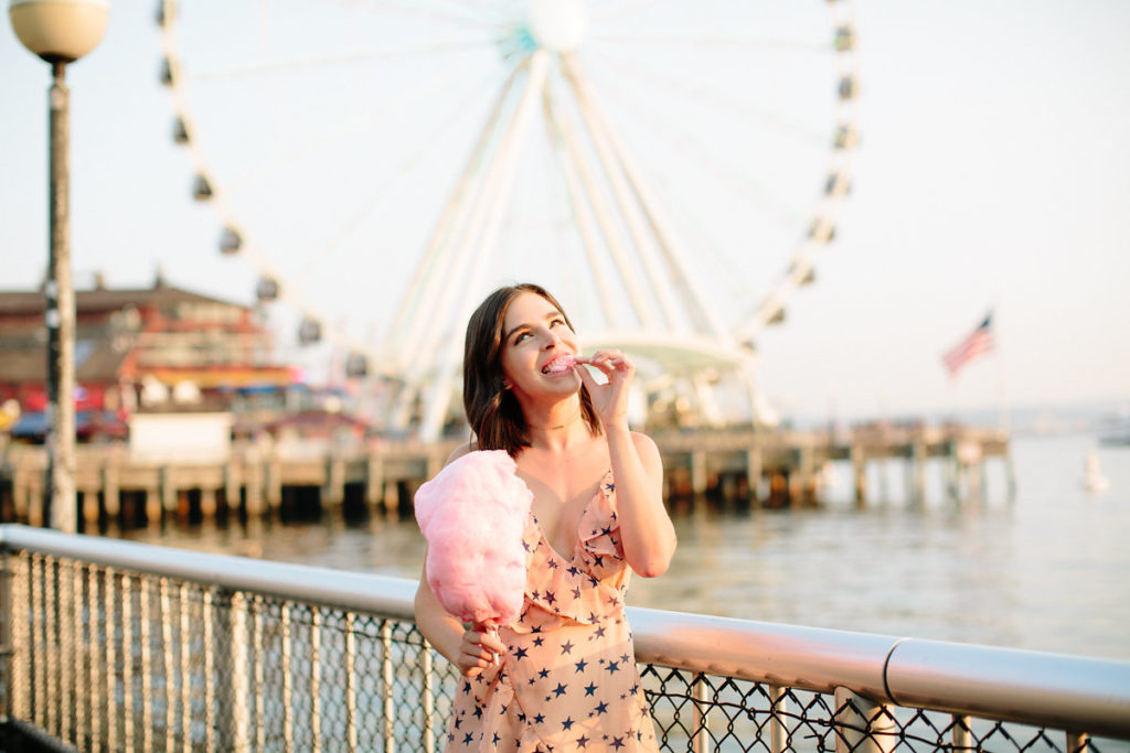 Pink wrap dress with navy blue stars fashion blogger