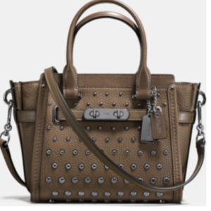 COACH 57696 Swagger 21 in Pebble Leather with Ombre Rivets Fatigue