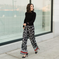 Floral printed pants for women